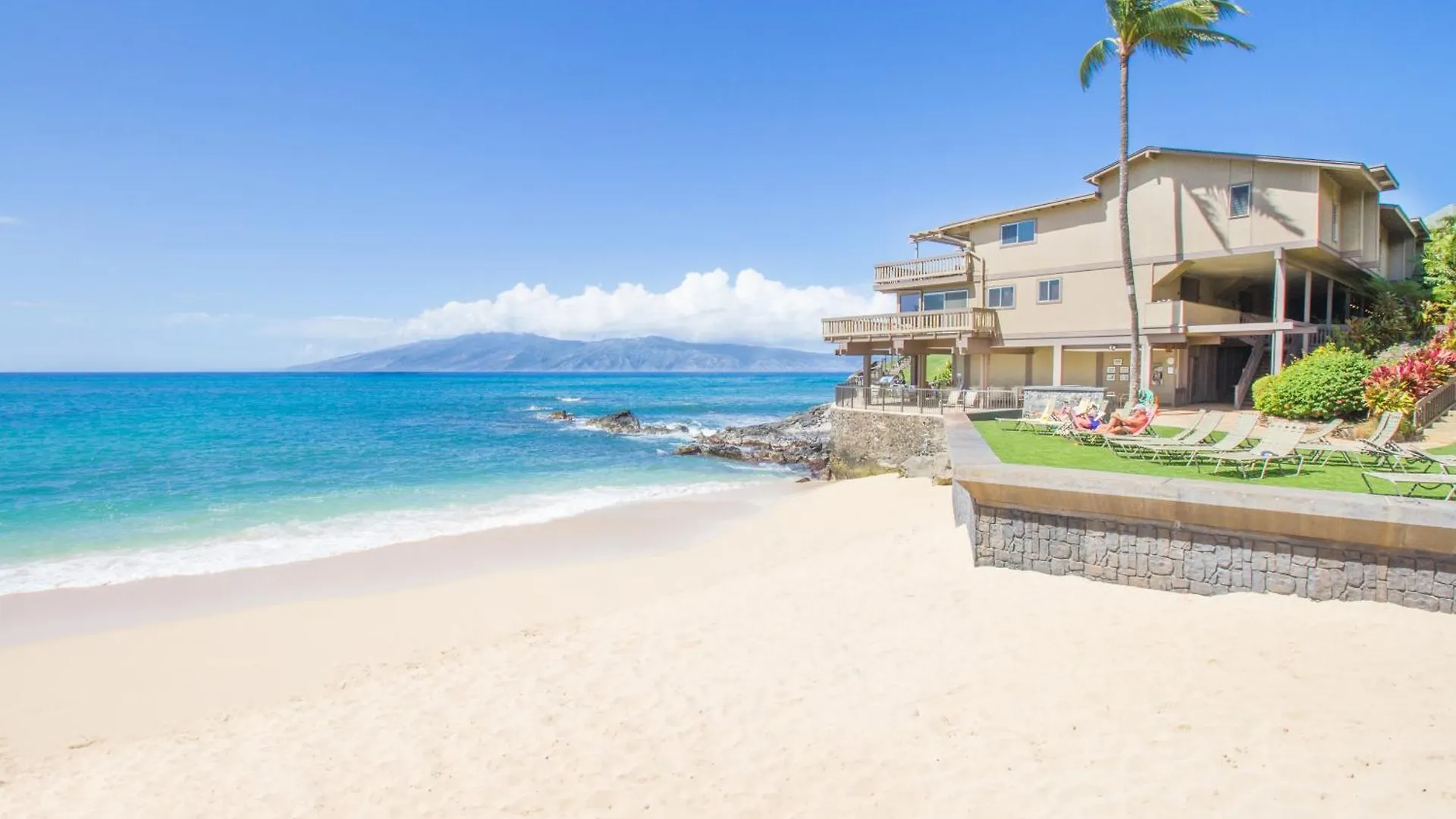 Holiday home Memories Await @ Remodeled Ks E8 - Sullivan Kahana